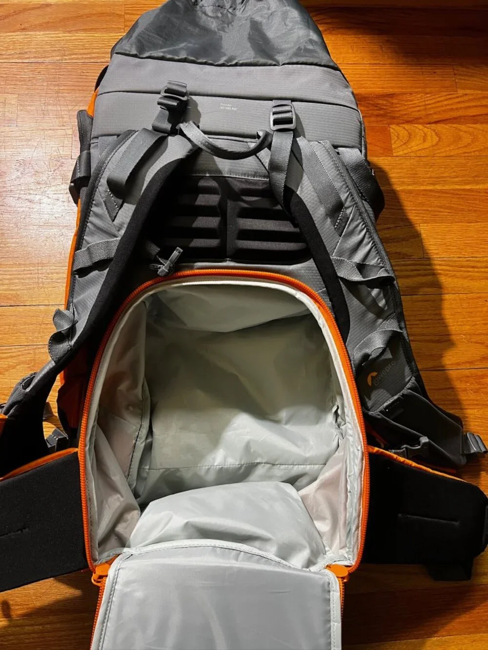 LowePro Powder Backpack - Picture 6 of 6